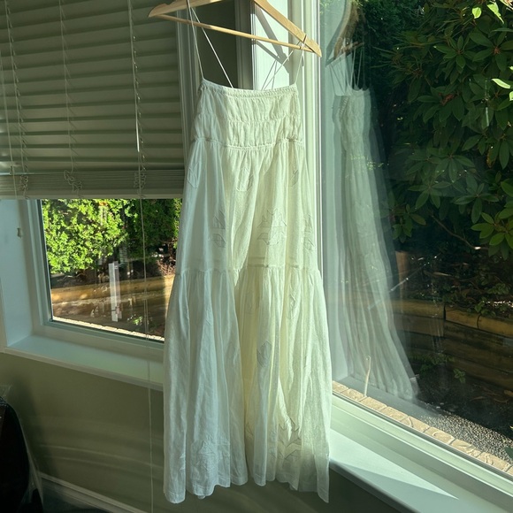 NEW aritzia dress - Picture 2 of 13